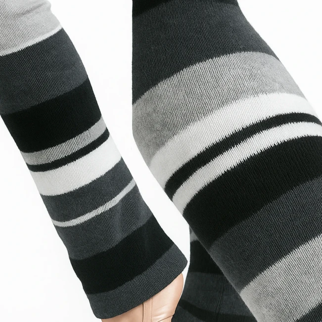 Bloch gestreifte Beinstulpen, gestreifte Stulpen über dem Knie Bloch Striped Leg Warmers, gestreifte Stulpen für Erwachsene - Schwarz