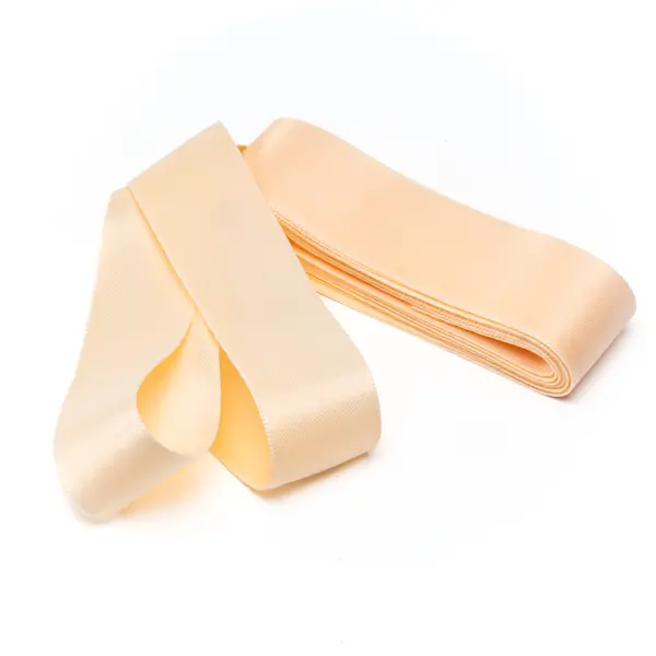 Bloch Double Face Soft Ribbon, beidseitige Satinbänder Bloch Double Face Soft Ribbon, beidseitige Satinbänder