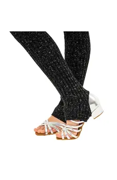 Intermezzo Prelux, gestrickte Stulpen mit Silberfaden für Latein Intermezzo Prelux, gestrickte Stulpen mit Silberfaden für Latein