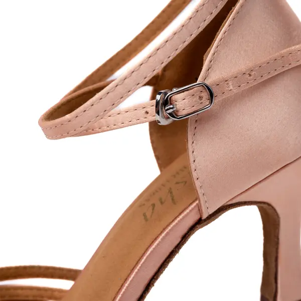 Sansha Ashley, Schuhe für Gesellschaftstanz