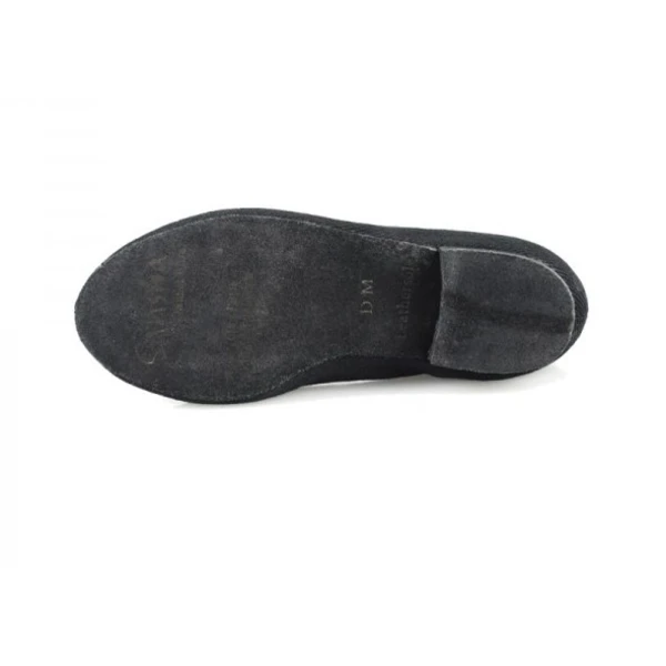 Sansha Rondo Polka, charakteristische Leinenschuhe